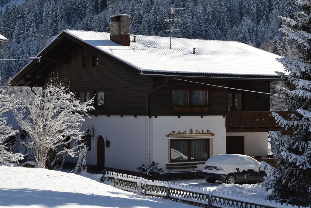 Casa Monteggia Dobbiaco Eksteriør bilde
